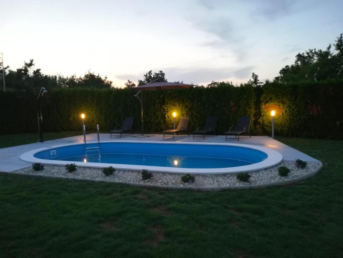 Holiday Home Maria بازين المظهر الخارجي الصورة